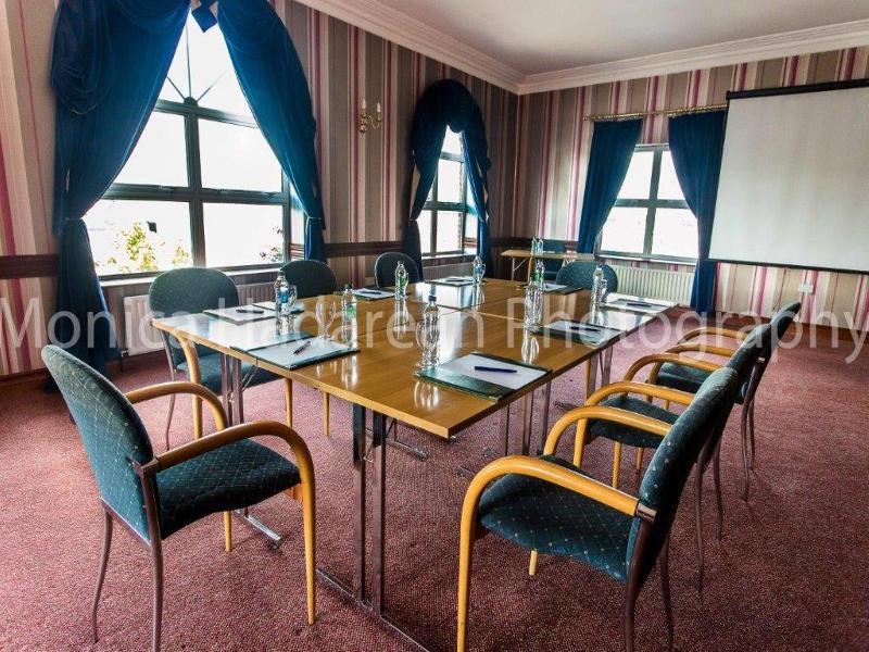 Sheldon Park Hotel And Leisure Club 더블린 외부 사진