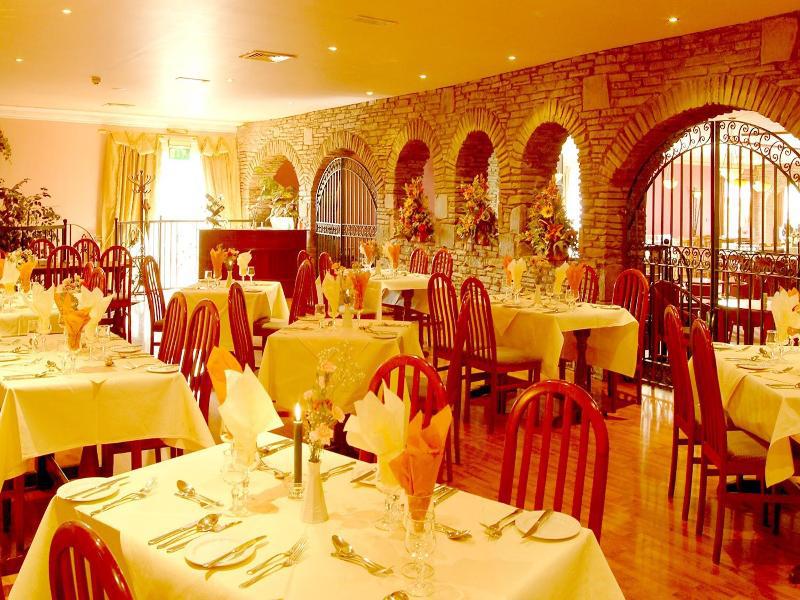 Sheldon Park Hotel And Leisure Club 더블린 외부 사진
