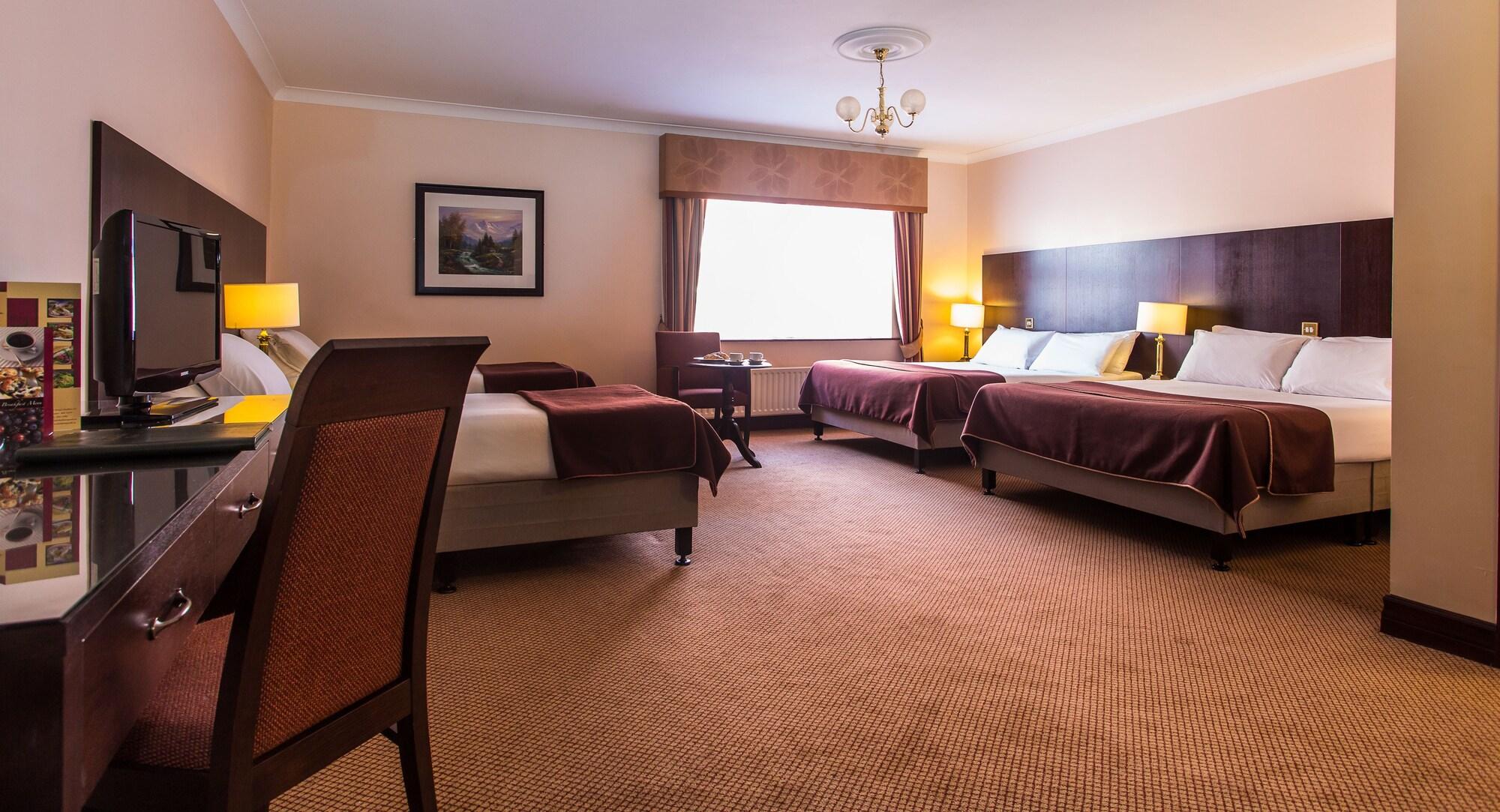 Sheldon Park Hotel And Leisure Club 더블린 외부 사진