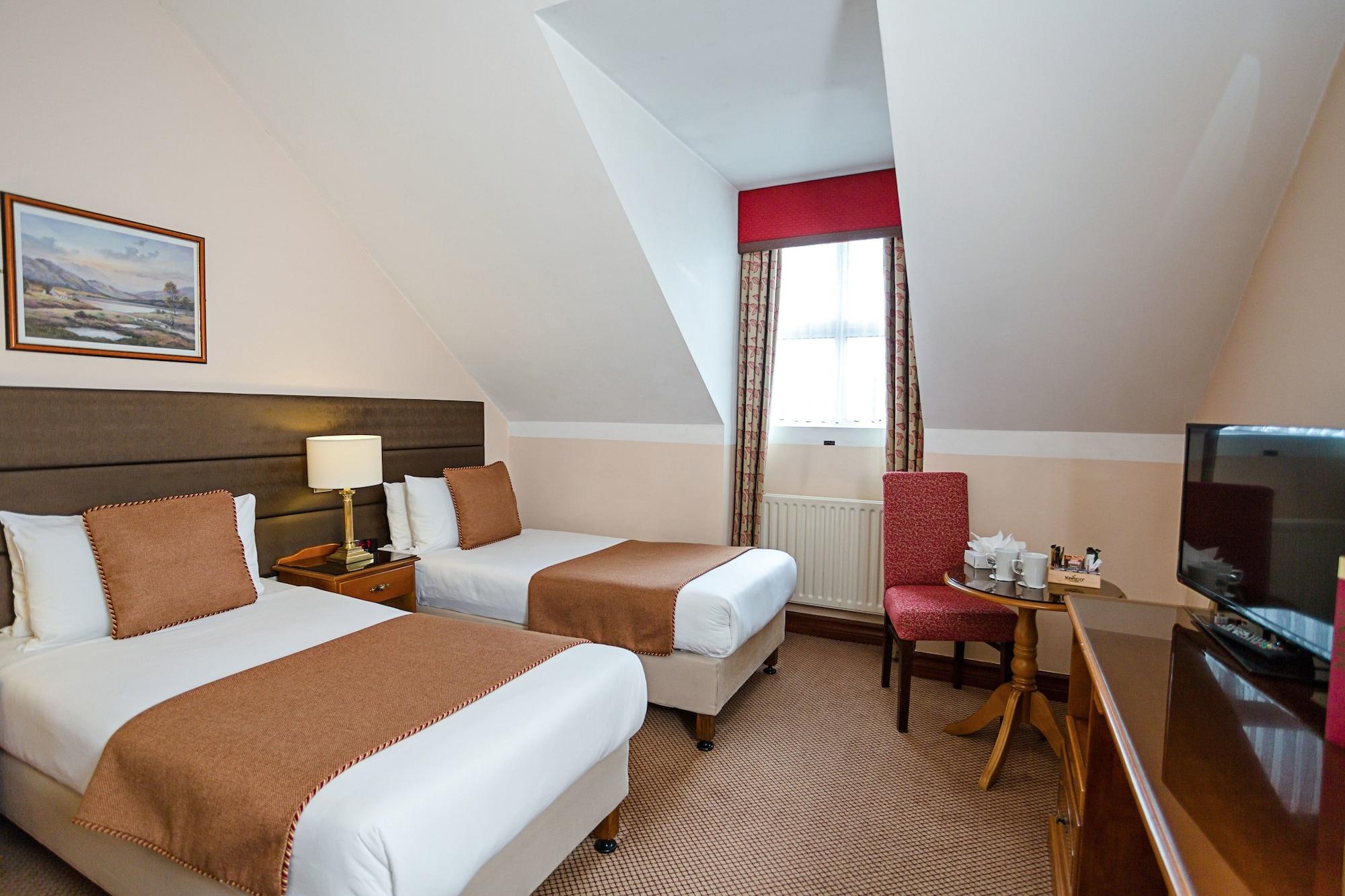 Sheldon Park Hotel And Leisure Club 더블린 외부 사진