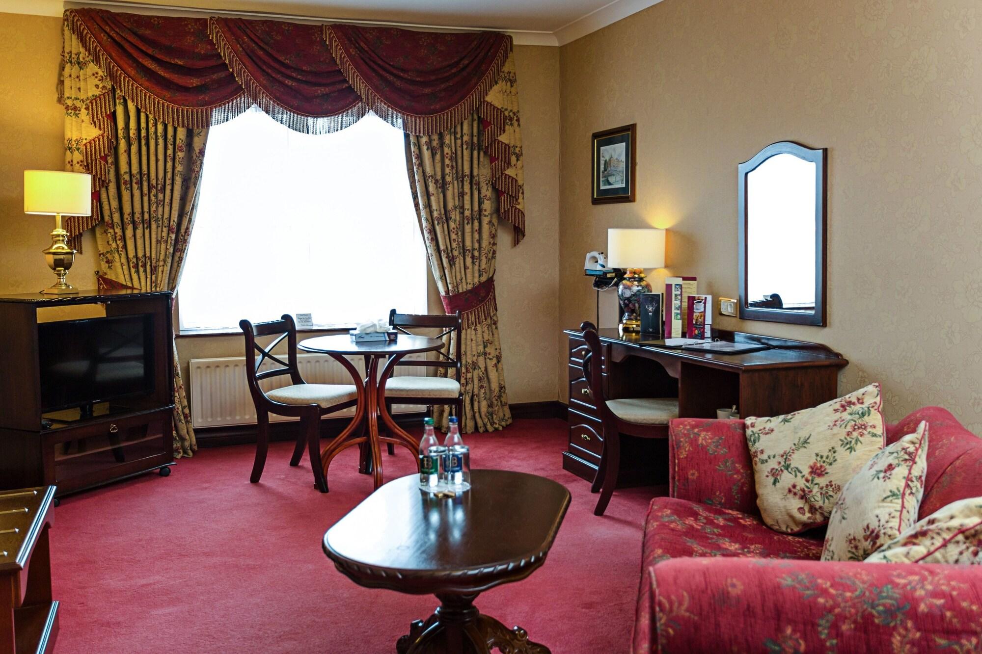 Sheldon Park Hotel And Leisure Club 더블린 외부 사진