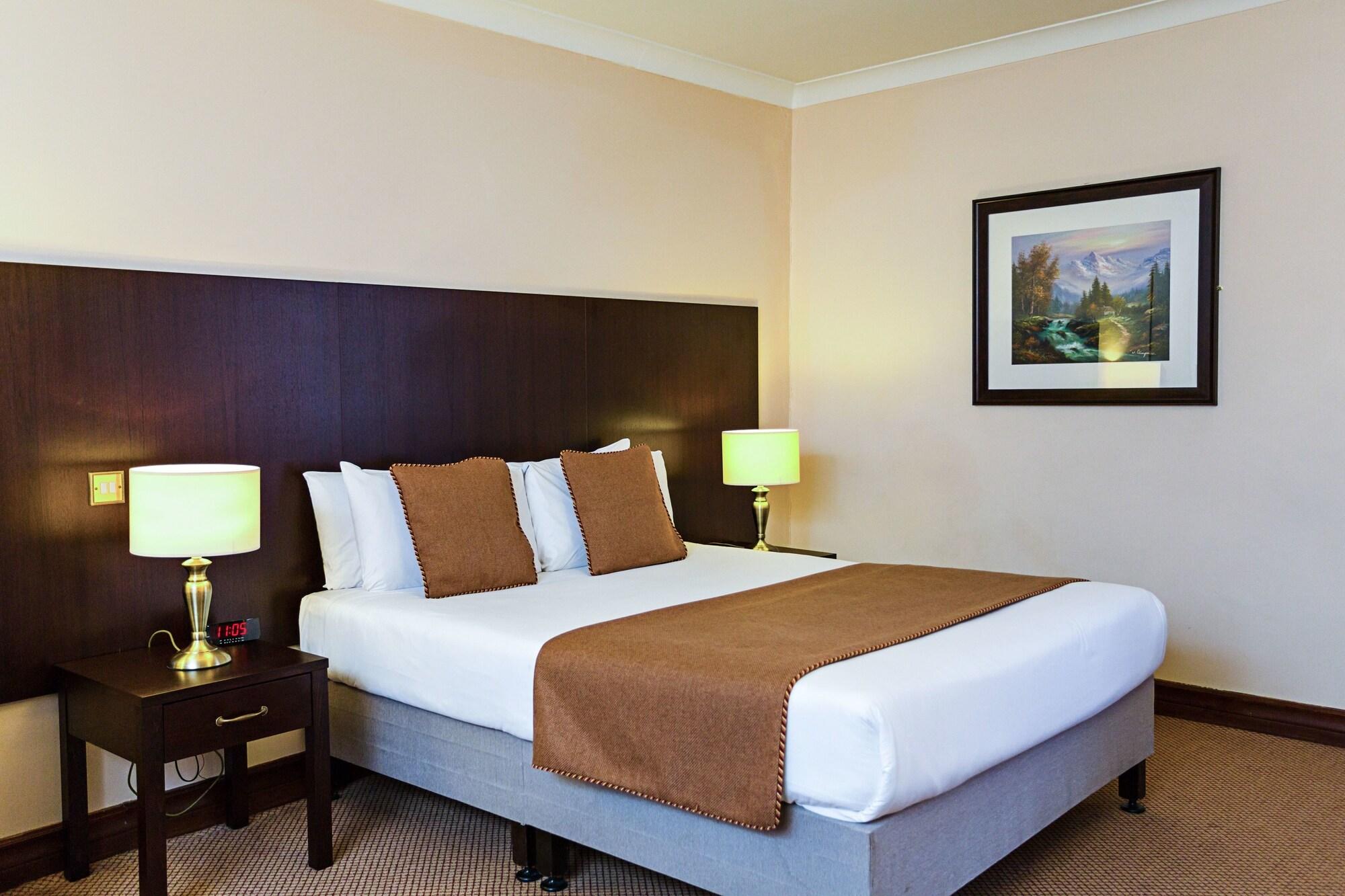 Sheldon Park Hotel And Leisure Club 더블린 외부 사진