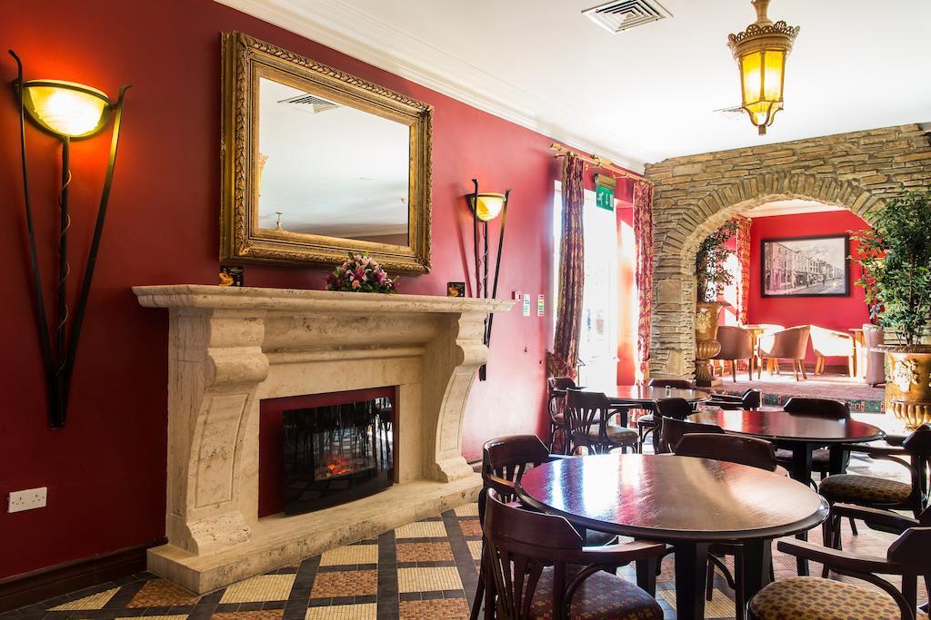 Sheldon Park Hotel And Leisure Club 더블린 외부 사진