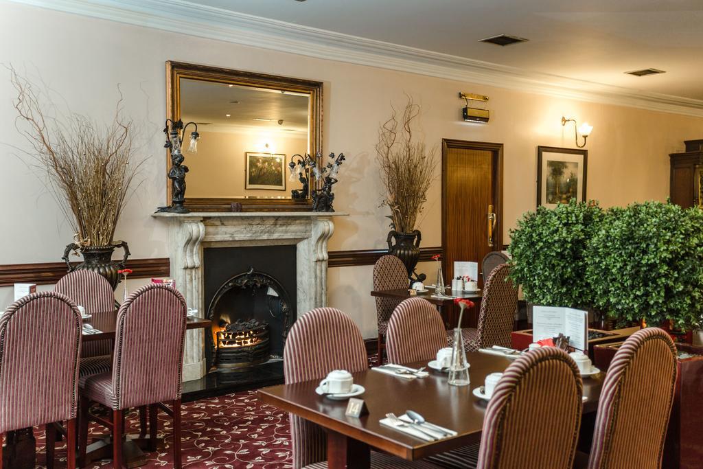Sheldon Park Hotel And Leisure Club 더블린 외부 사진