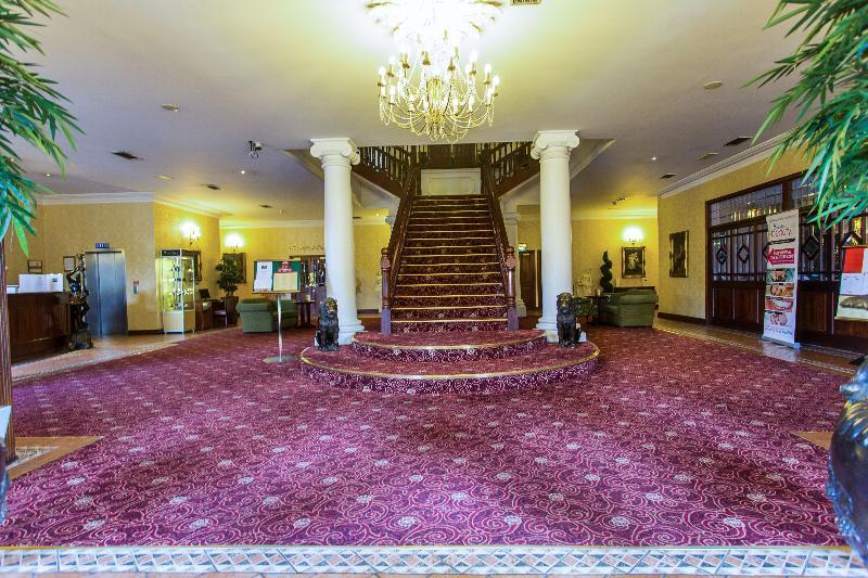 Sheldon Park Hotel And Leisure Club 더블린 외부 사진