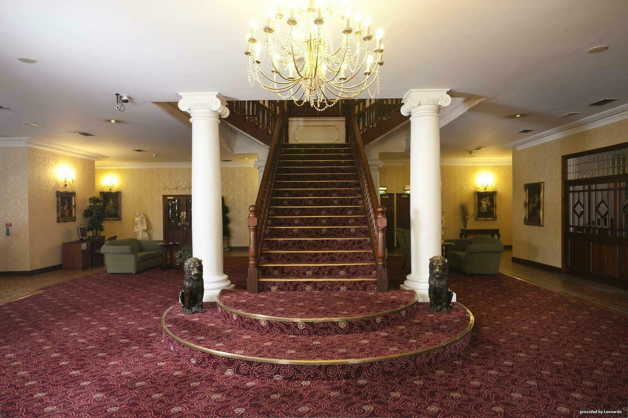 Sheldon Park Hotel And Leisure Club 더블린 외부 사진