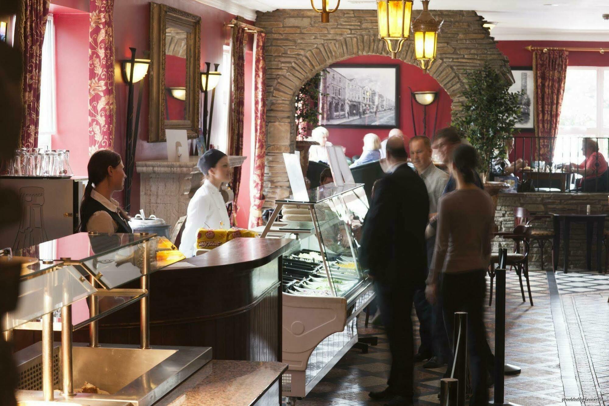 Sheldon Park Hotel And Leisure Club 더블린 외부 사진