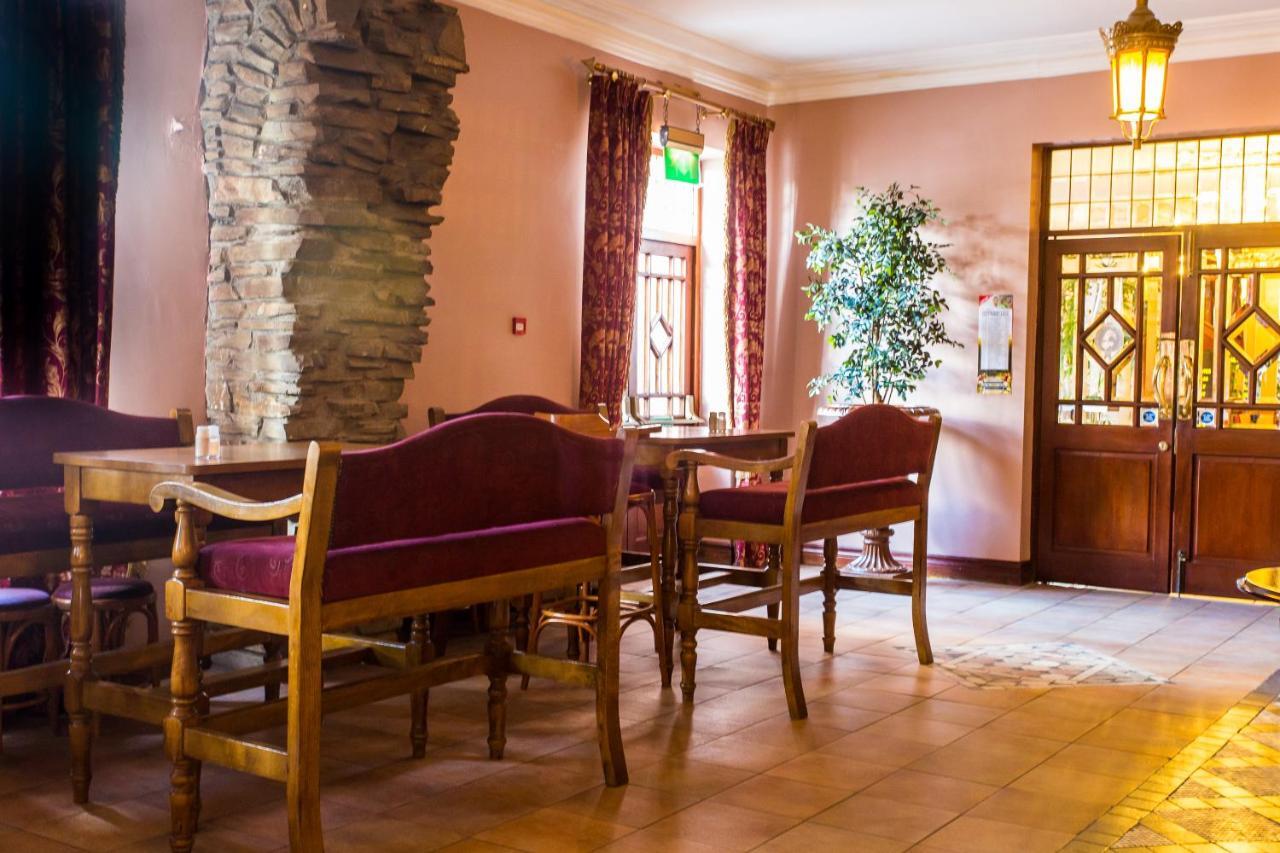 Sheldon Park Hotel And Leisure Club 더블린 외부 사진